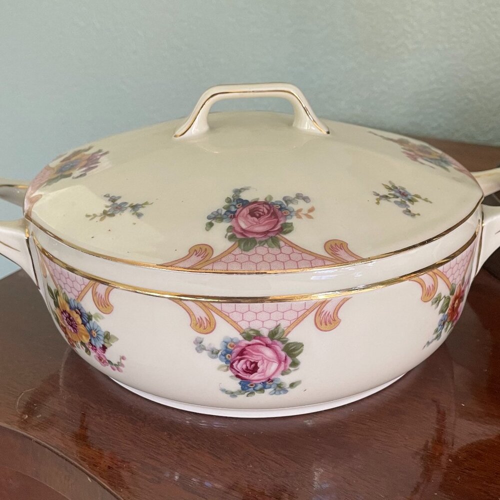 Epiag Czechoslovakian casserole dish